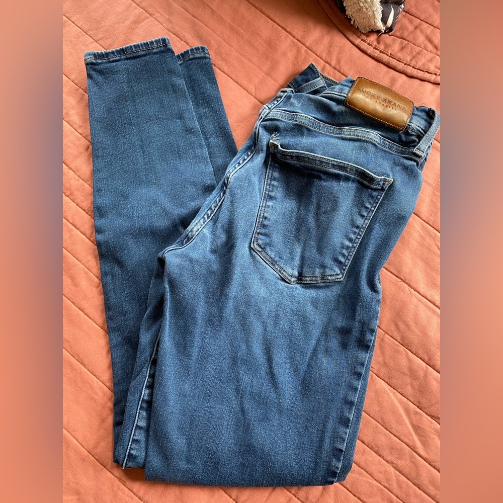 Skinny jeans